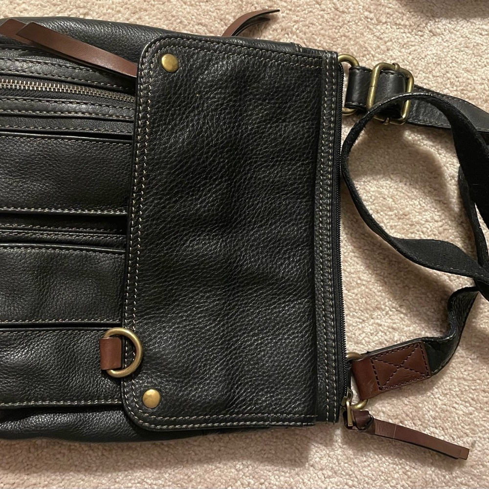 Black FOSSIL Leather Crossbody Bag with Adjustable Strap